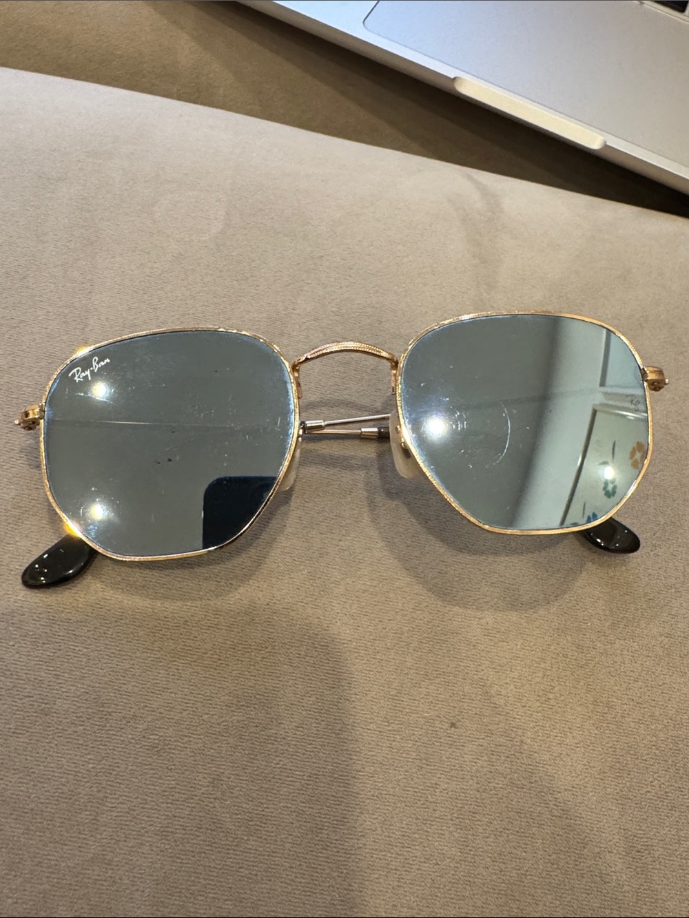 Ray-Ban Gold and mirrored frame- unisex